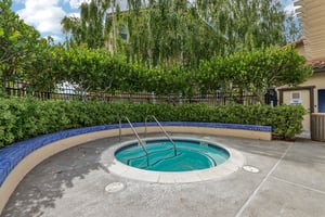 Byron Ln-1808-906.jpg
