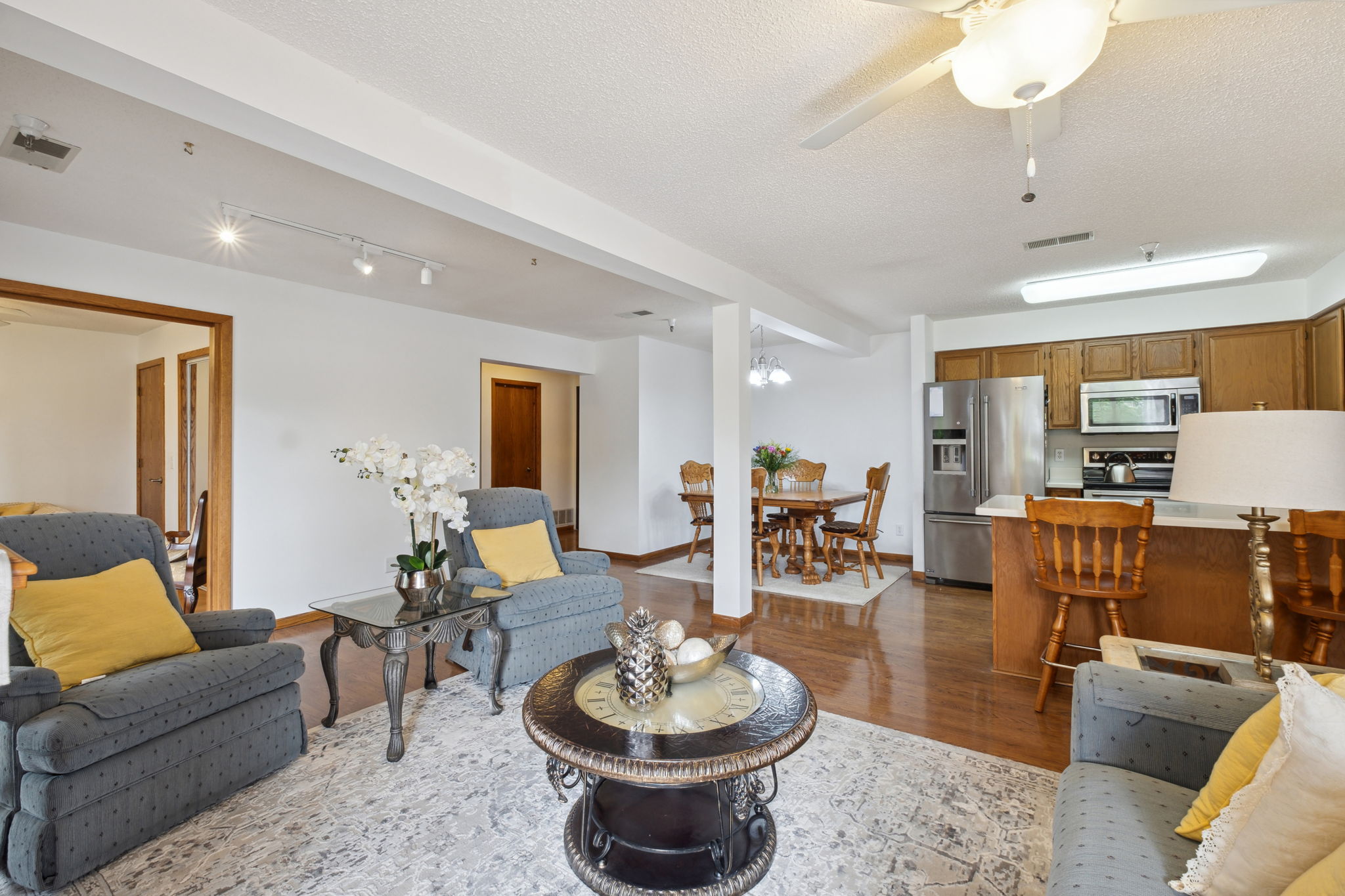 06_Interior