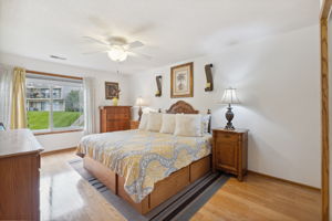 13_Interior