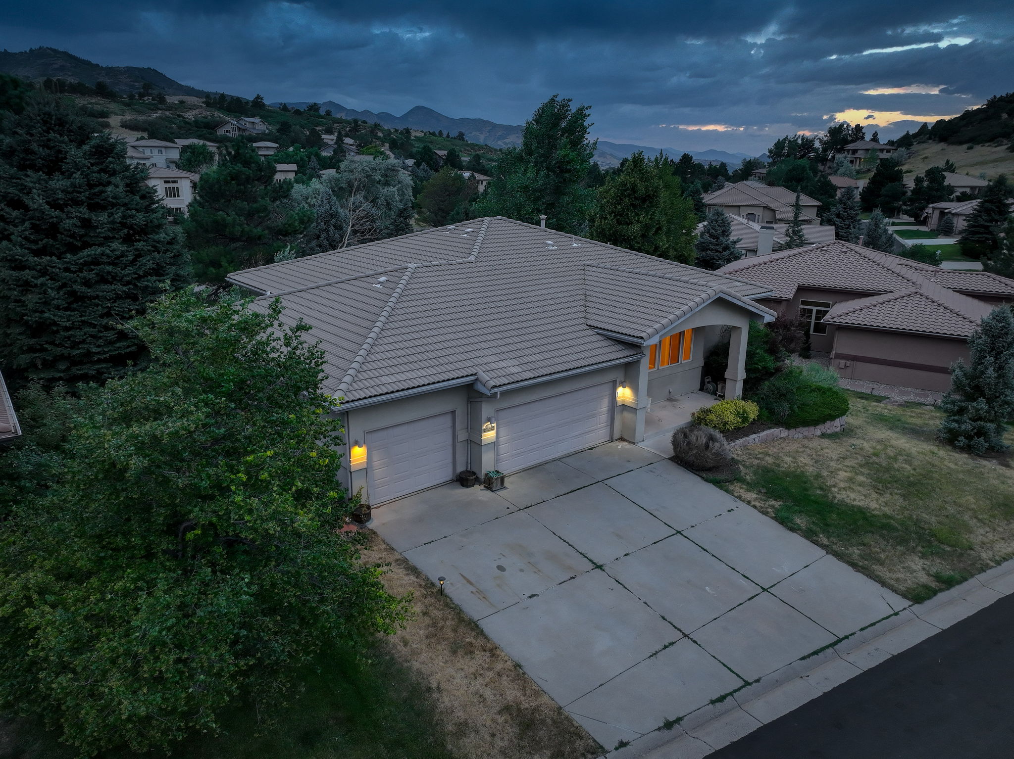  Photo 10