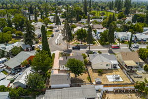  Photo 31