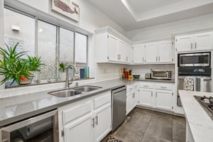 Rosecrans Ave-S1808-020.jpg