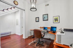 Rosecrans Ave-S1808-032.jpg