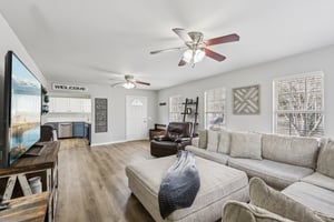 Claude Parks Rd-S0603-008.jpg