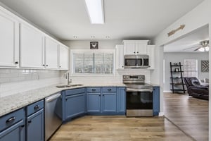 Claude Parks Rd-S0603-014.jpg