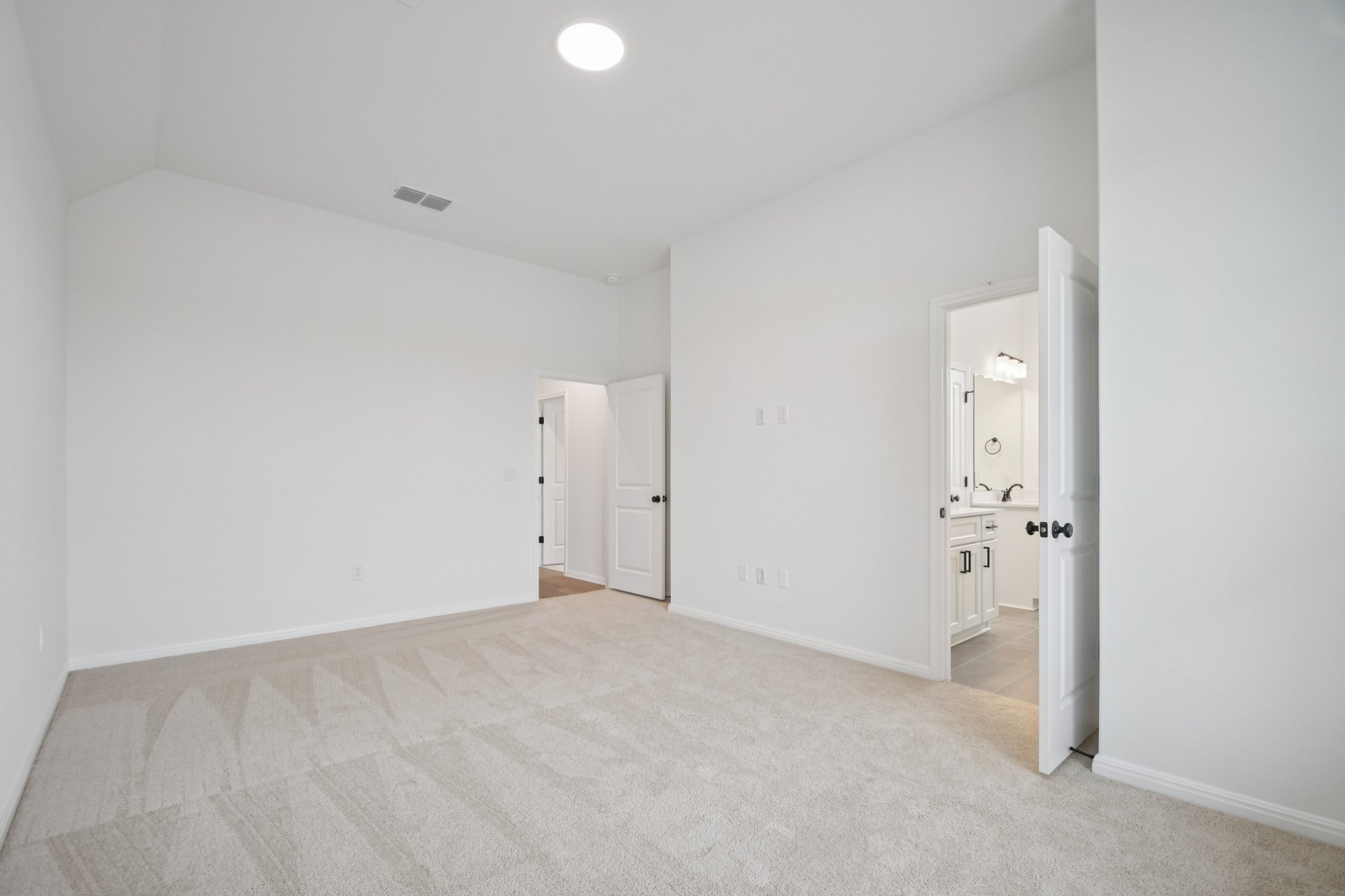 Marsh Ln-S0601-013.jpg