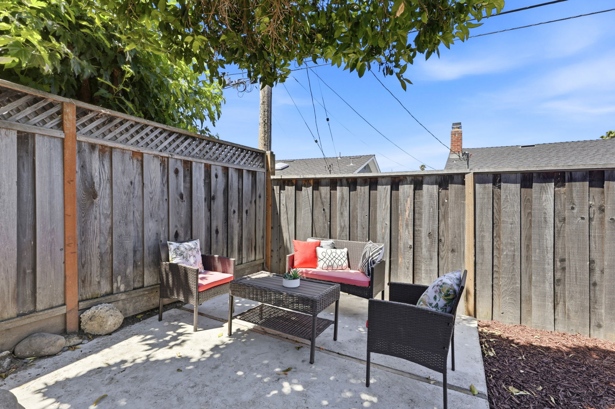 039_F8_6385 Tamalpais Ave