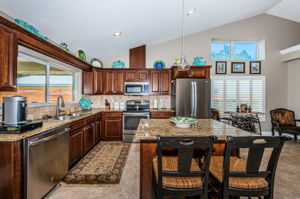 Kitchen 2-2
