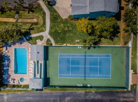Pool and Tennis Court5