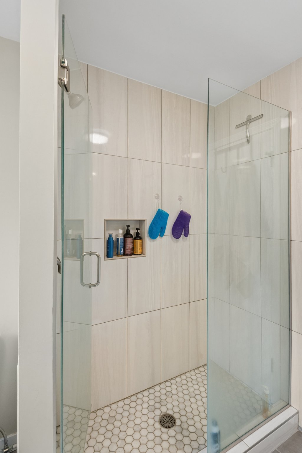 639 W Deming Pl Coach House_004.jpg