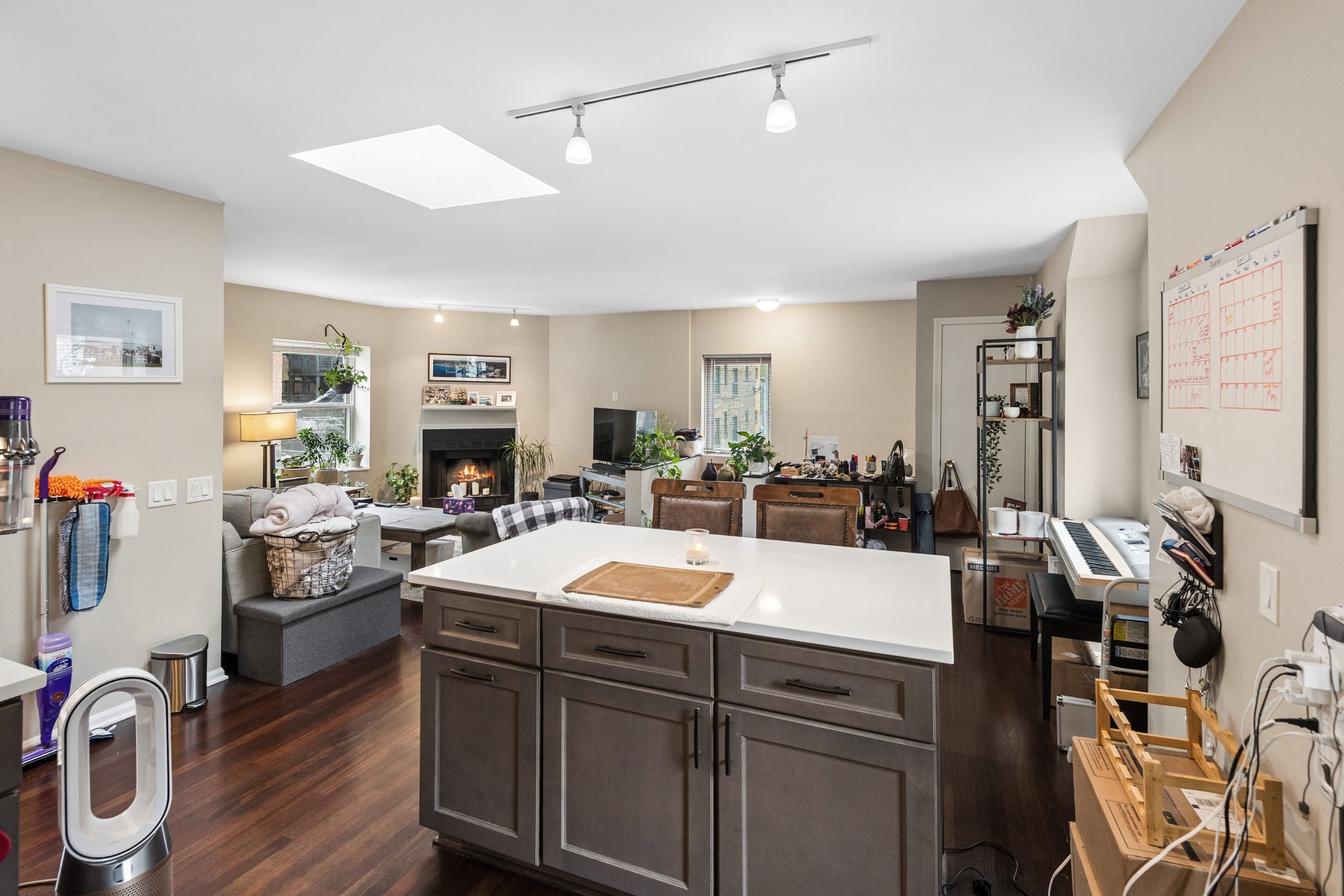 639 W Deming Pl Coach House_010.jpg