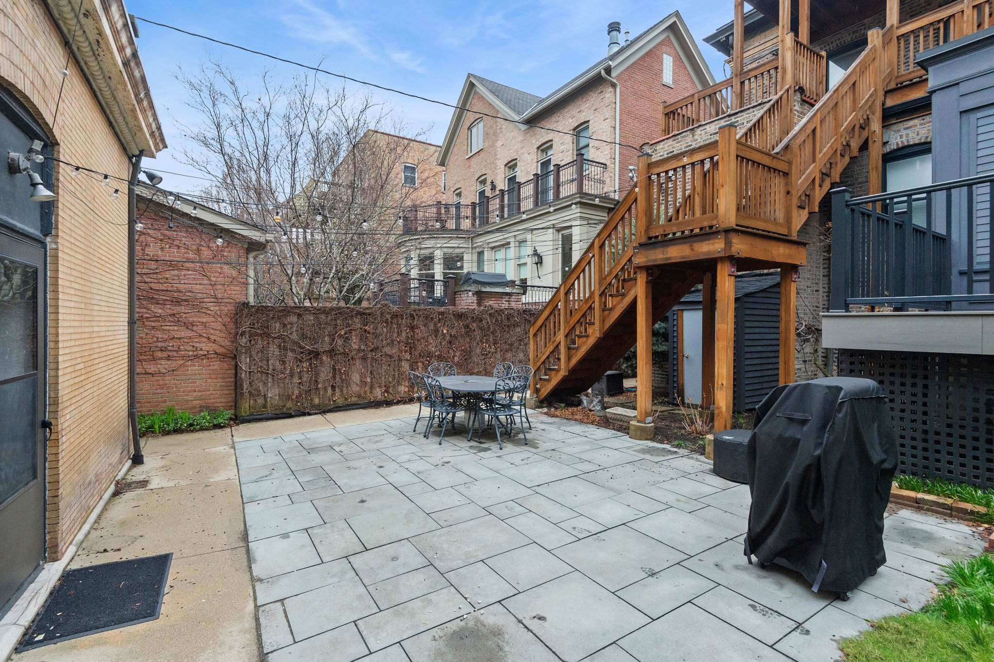 639 W Deming Pl Coach House_014.jpg