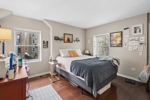 639 W Deming Pl Coach House_001.jpg