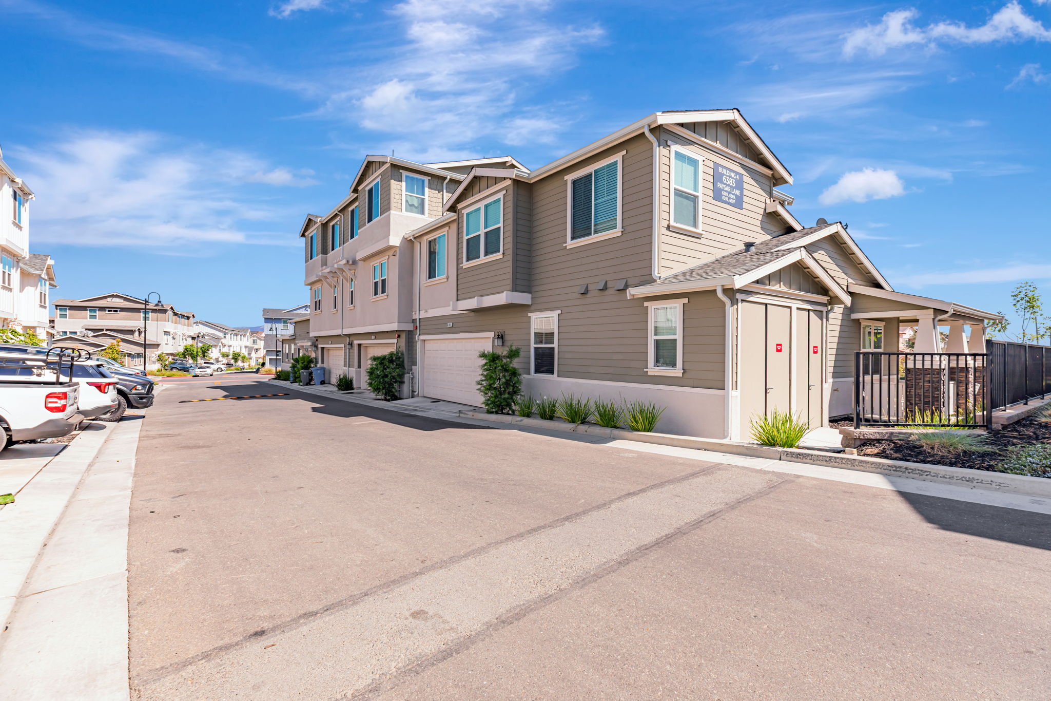 038_6393 Paysar Ln