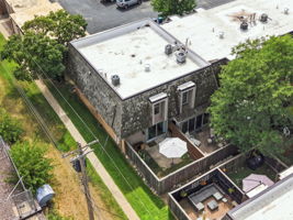  Photo 36