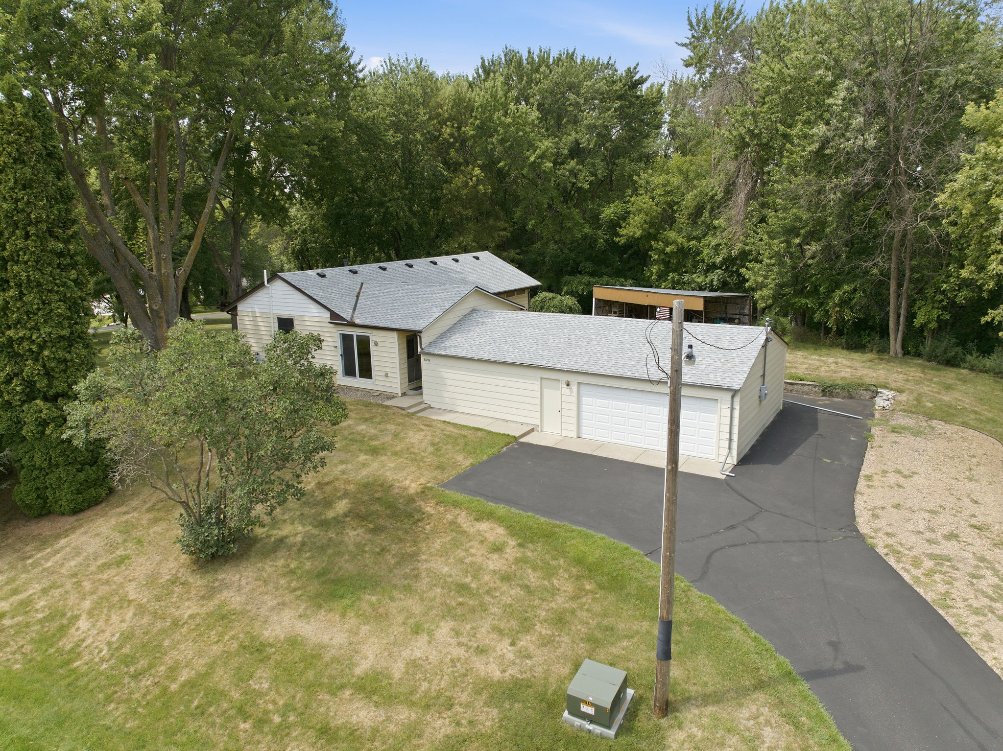  Photo 12
