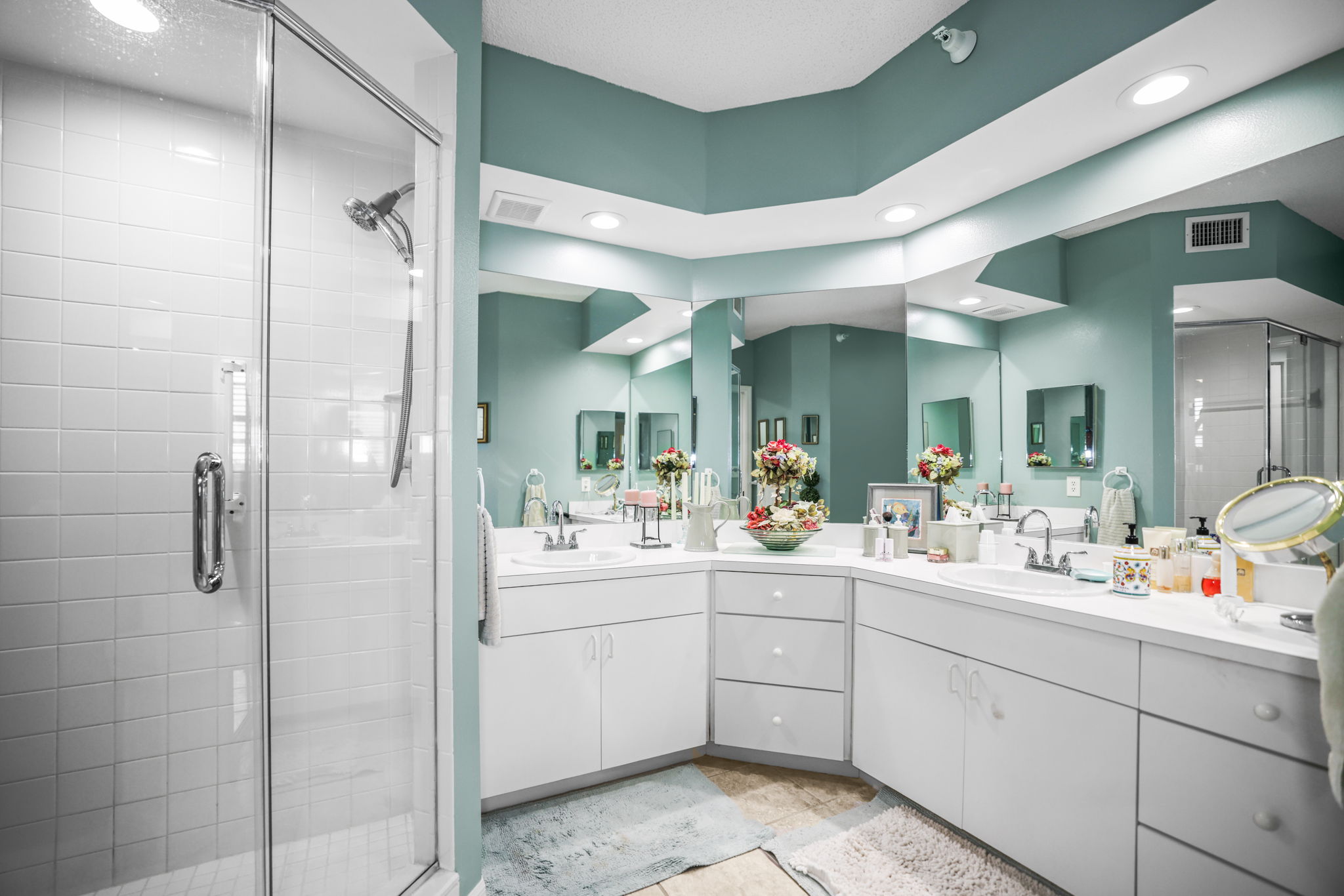Bathroom 1 - 495A2696