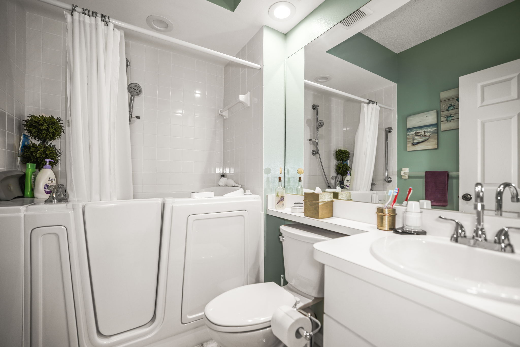 Bathroom 2 - 495A2687