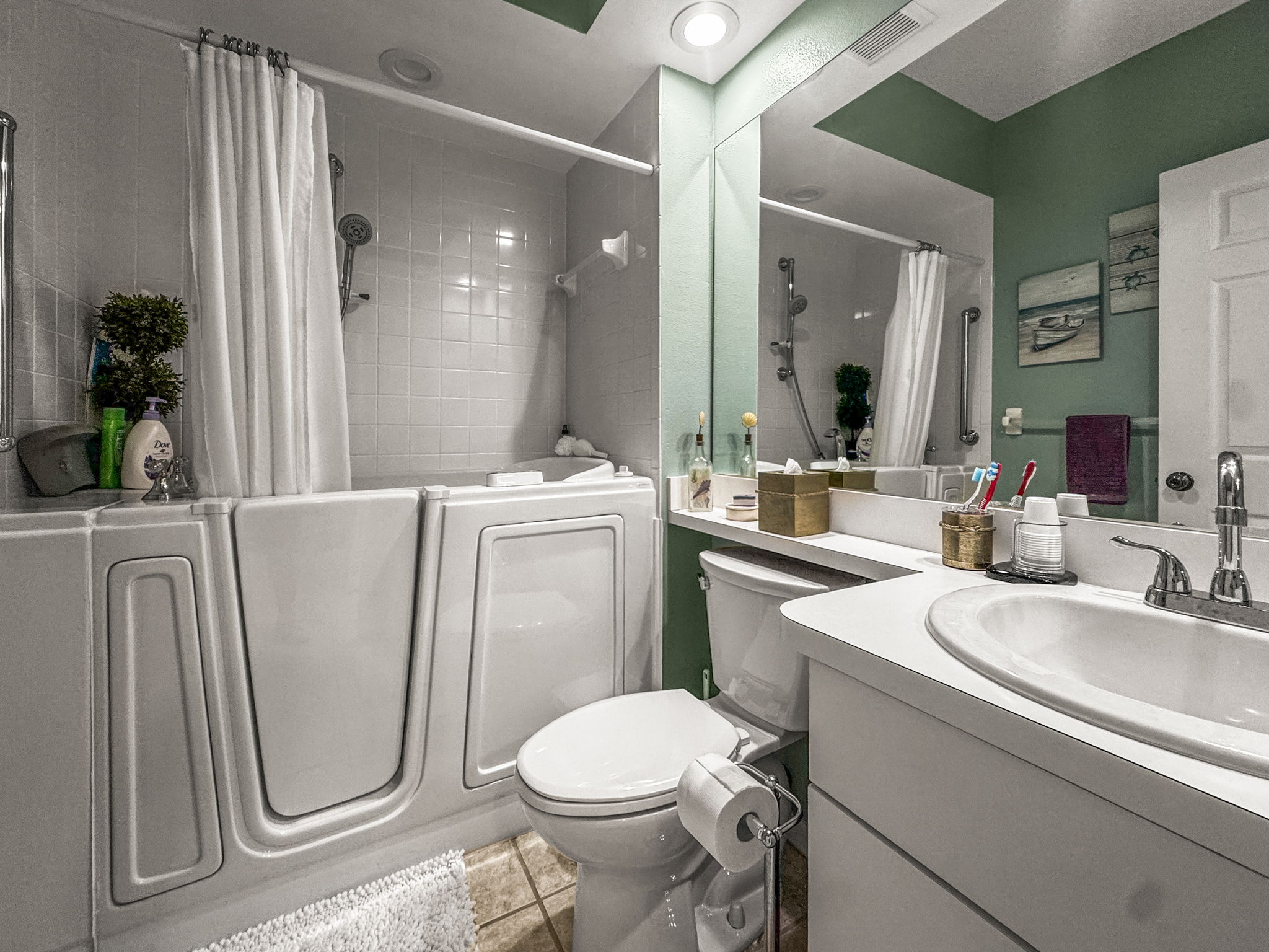 Bathroom 2 - IMG_3954