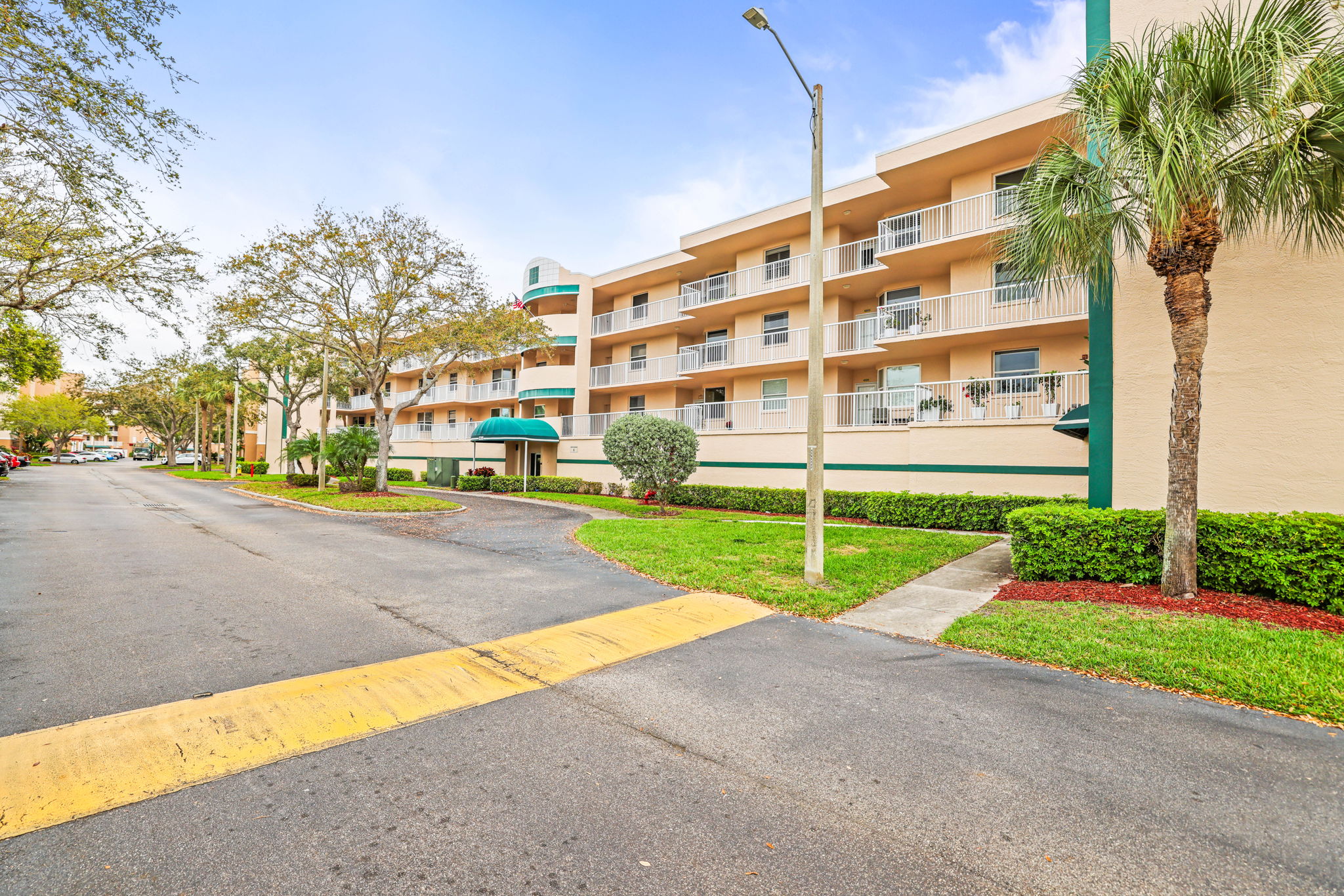 Front of Bldg - 495A2768