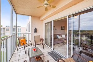 Balcony - 495A2726