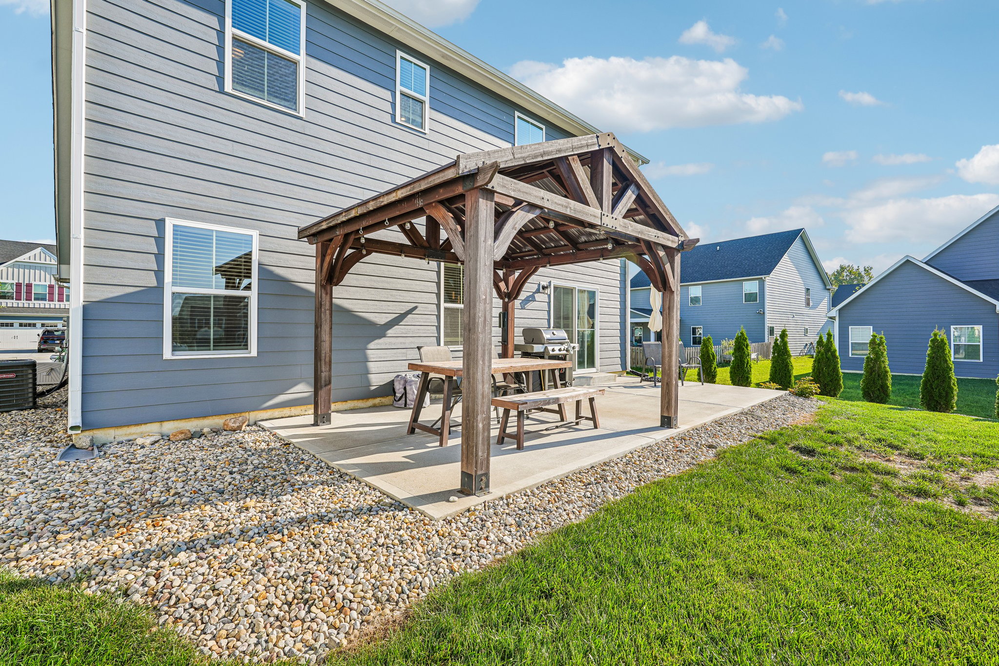 Torrington St_Patio Pergola