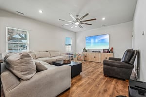 Torrington St-Living Rm
