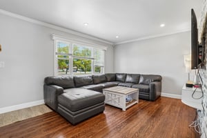 16th Ave-S0907-007.jpg