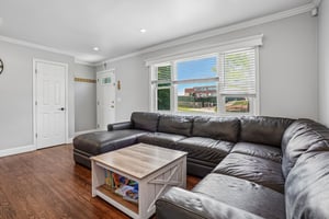 16th Ave-S0907-008.jpg