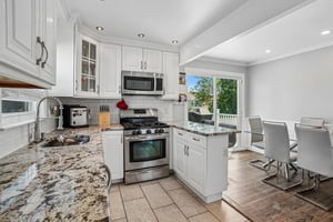 16th Ave-S0907-012.jpg