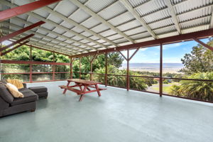 Mid Lanai 1