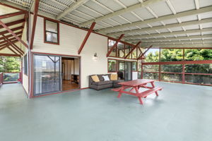 Mid Lanai 2