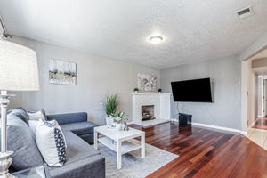006_64 Azucar Ave_