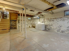  Photo 51