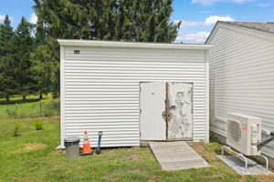  Photo 47