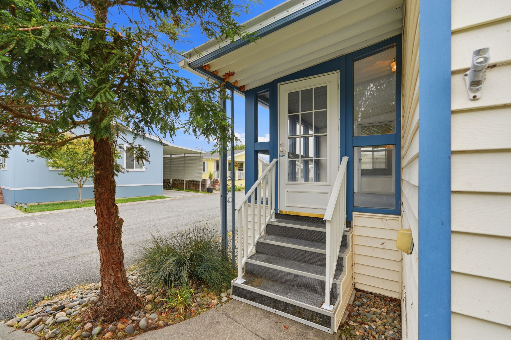 004_F8_64 Creekside Dr