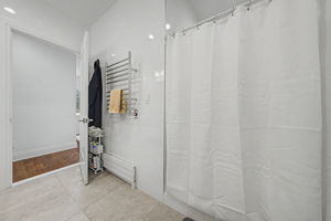 Photo 35