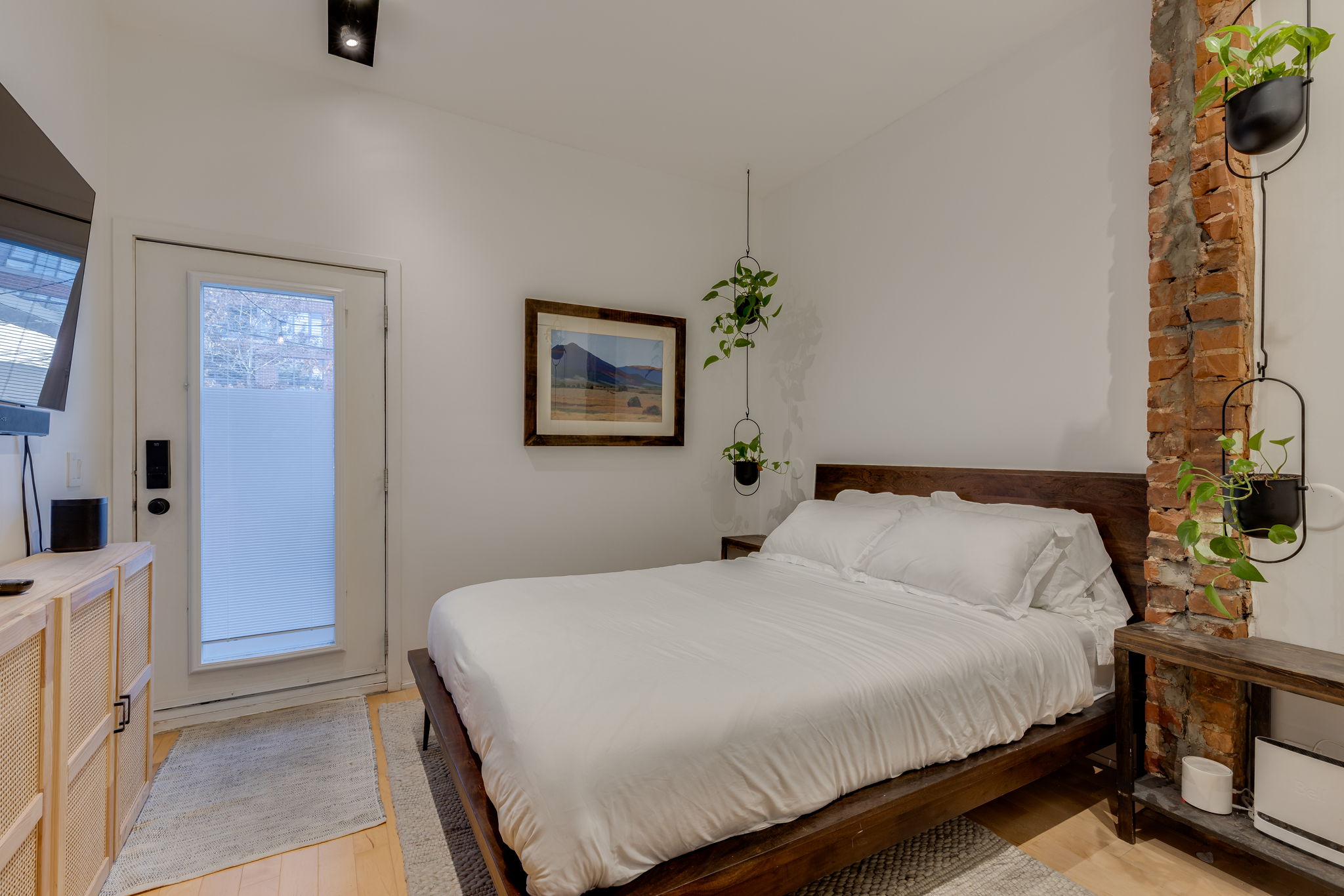 Toronto property showcase — delivered property photograph 14