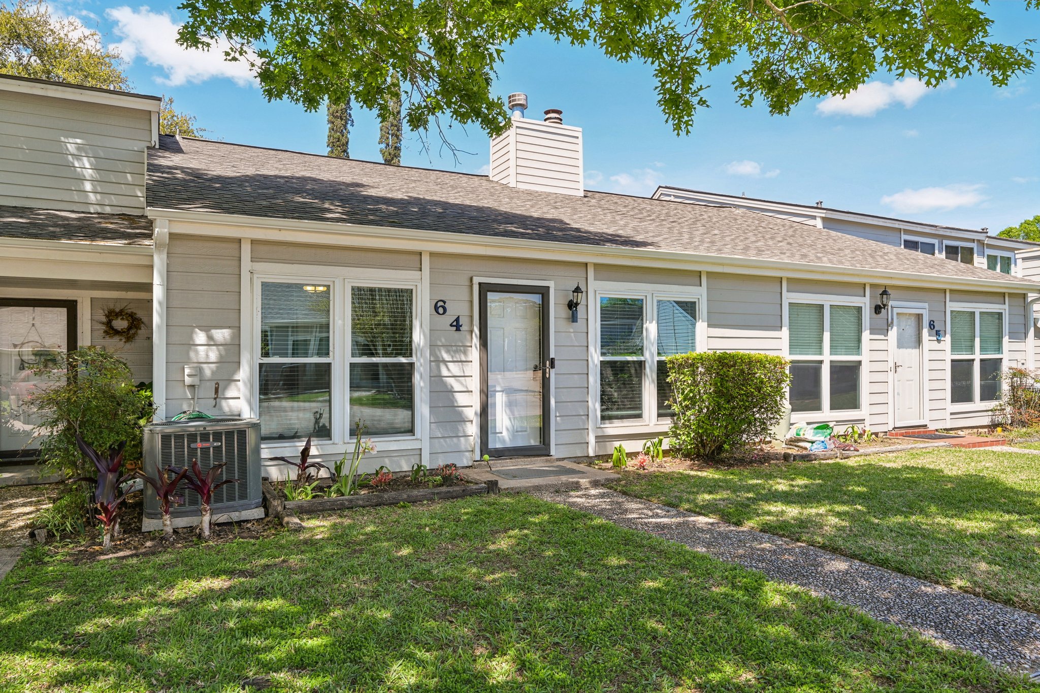 Hideaway Dr-S1903-003.jpg