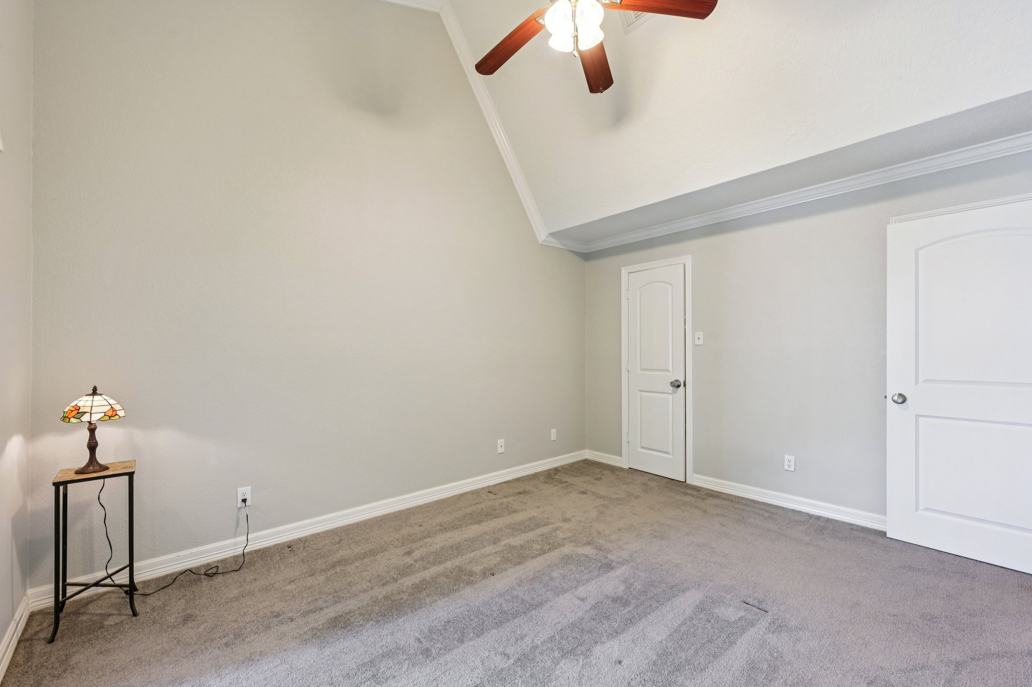 Hideaway Dr-S1903-027.jpg