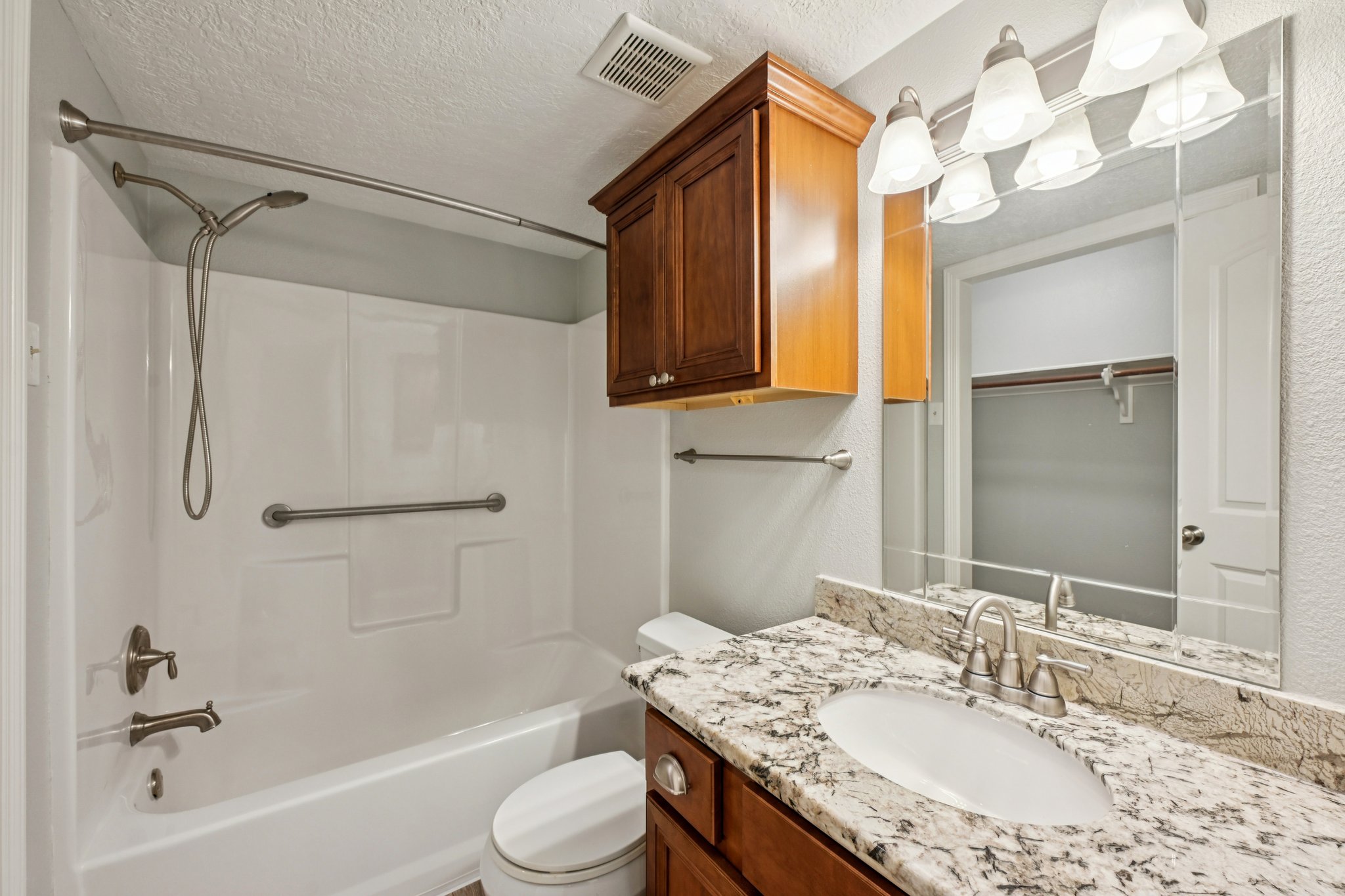 Hideaway Dr-S1903-033.jpg