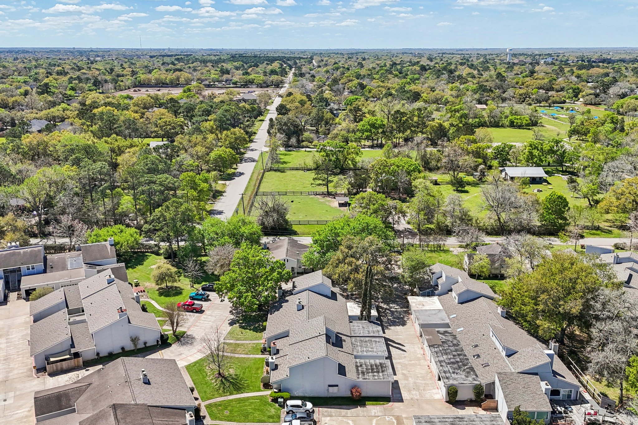 Hideaway Dr-S1903-046.jpg