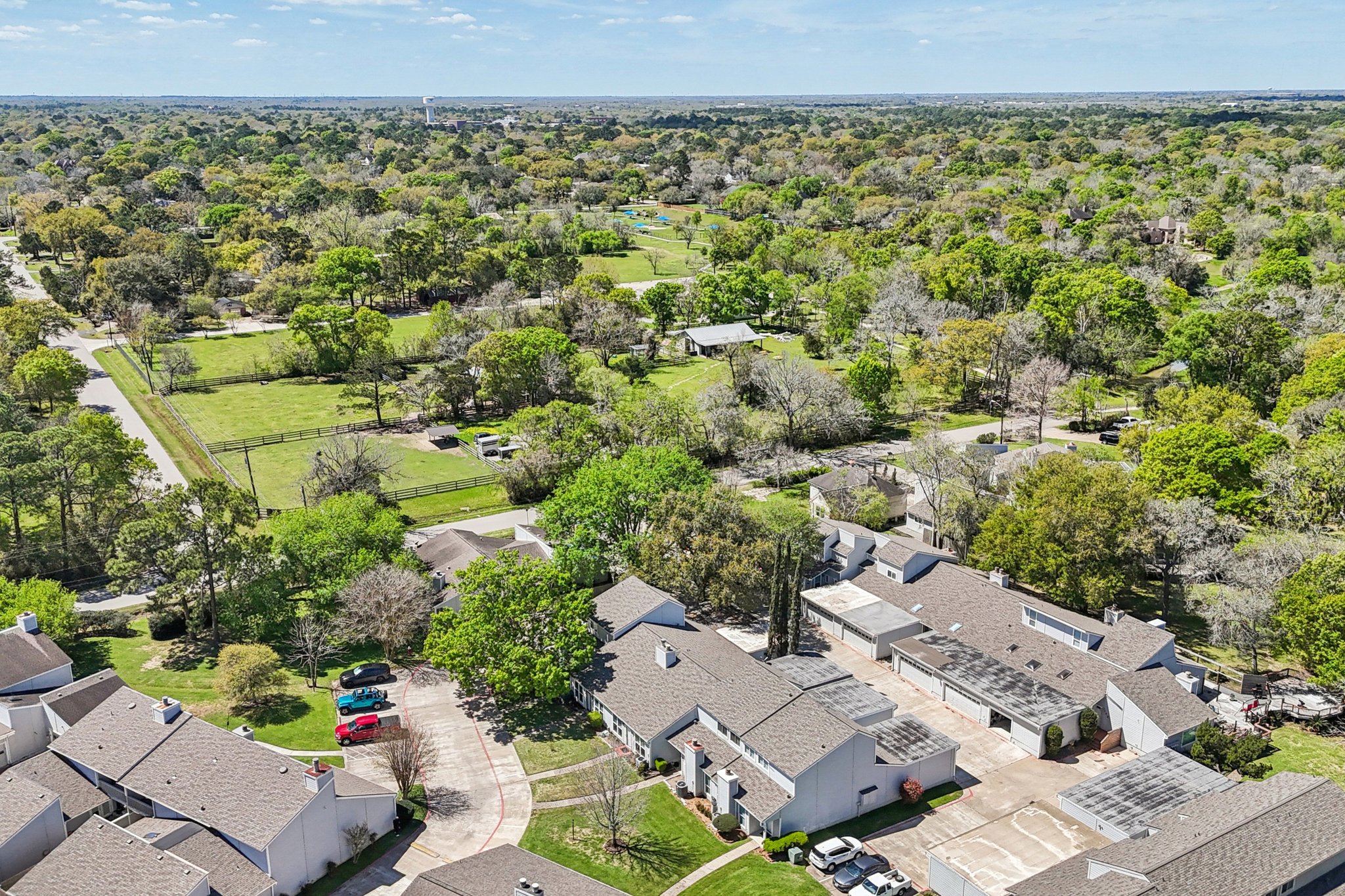 Hideaway Dr-S1903-047.jpg