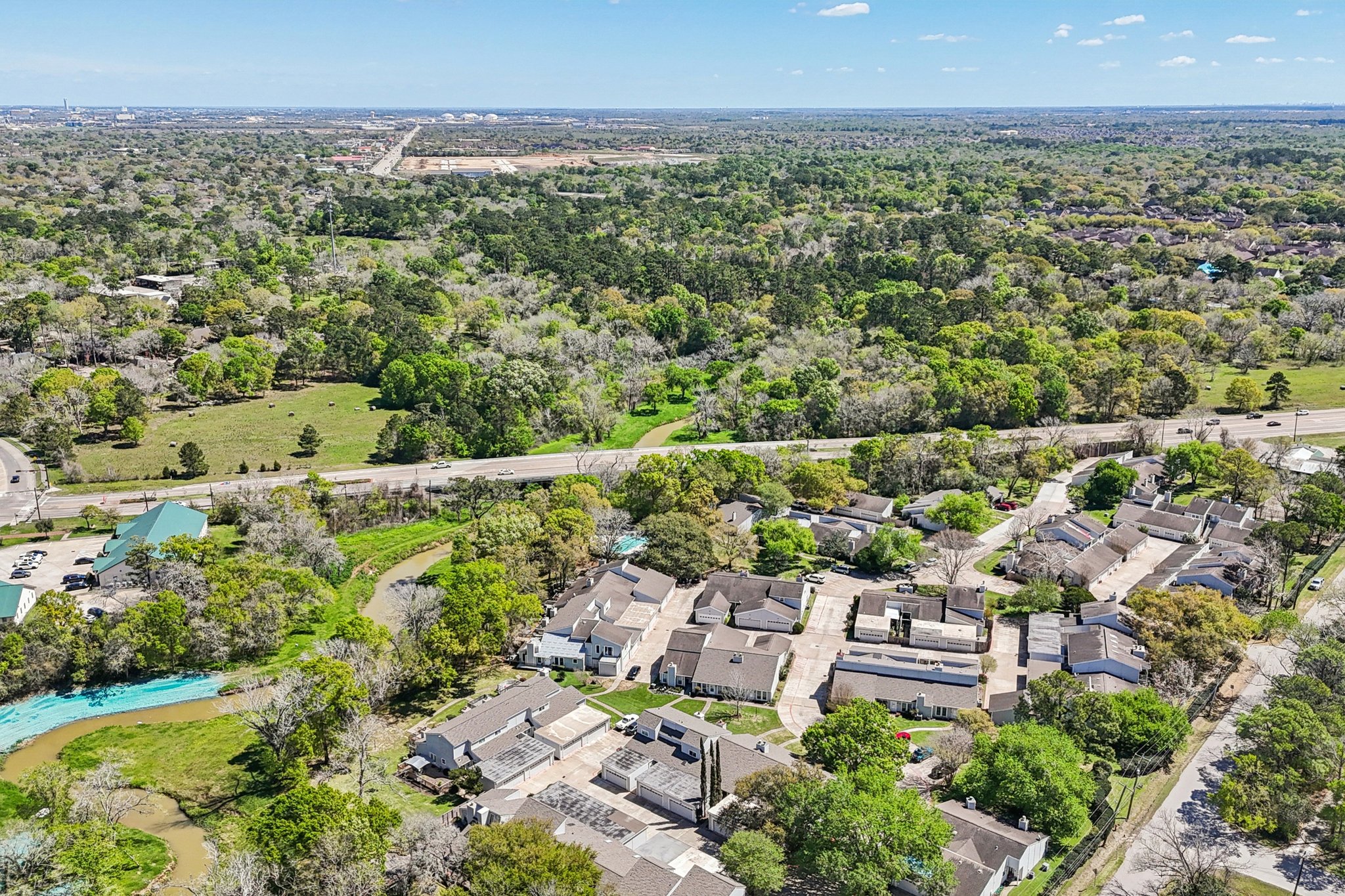 Hideaway Dr-S1903-052.jpg