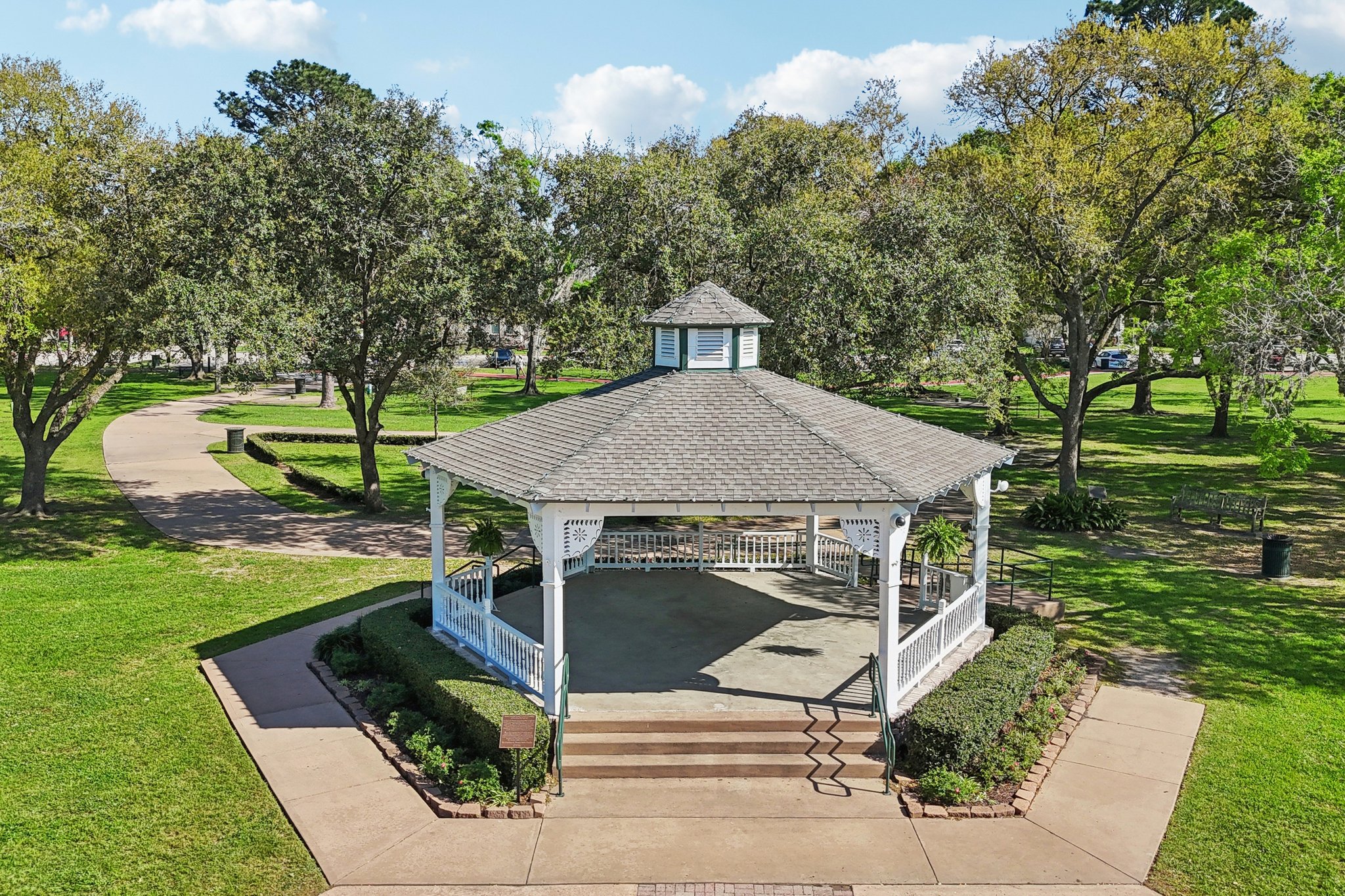 197757 - 64 Hideaway Dr, Friendswood, TX 77546-2003-910.jpg