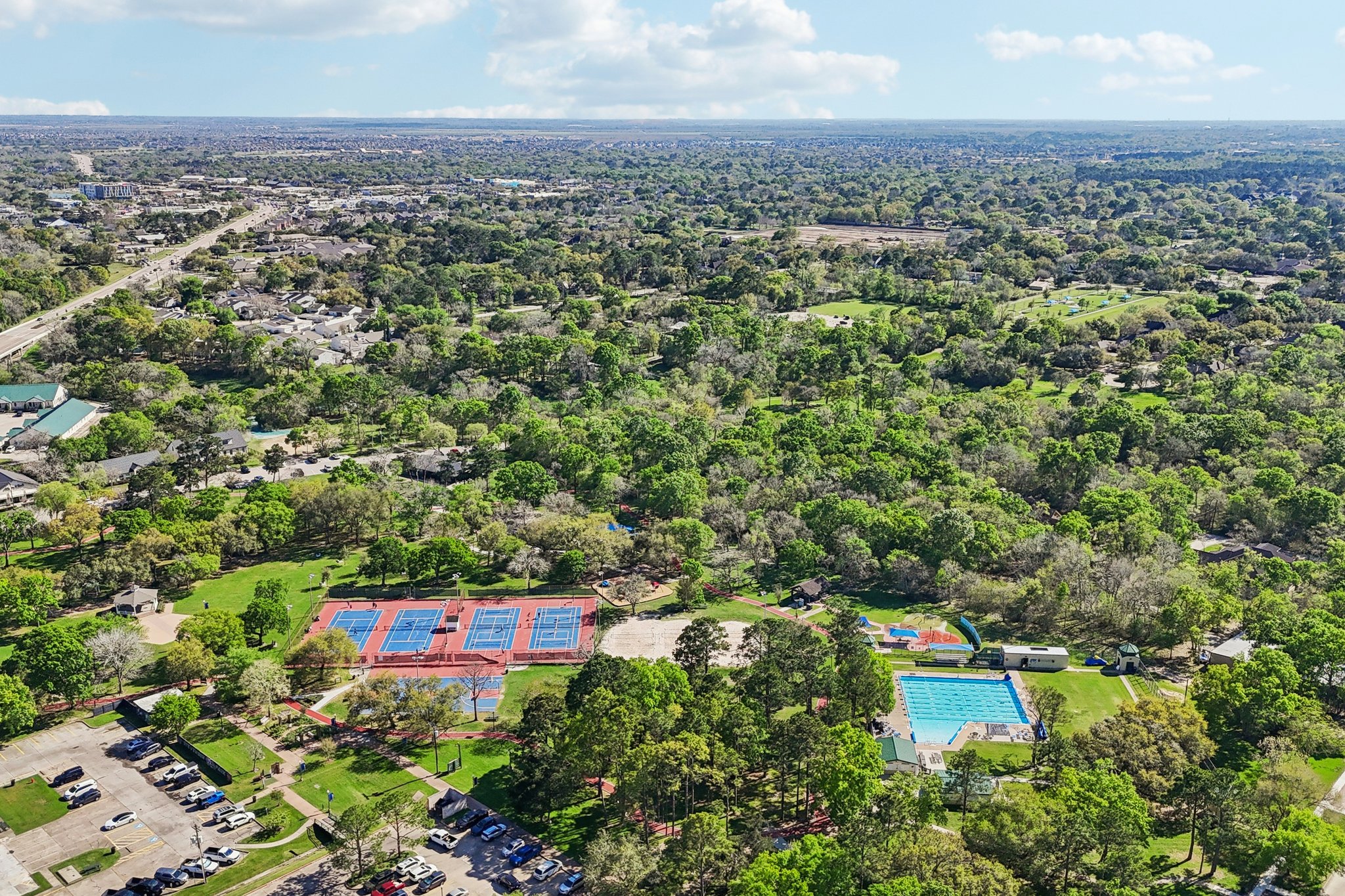 197757 - 64 Hideaway Dr, Friendswood, TX 77546-2003-911.jpg