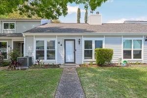 Hideaway Dr-S1903-001.jpg