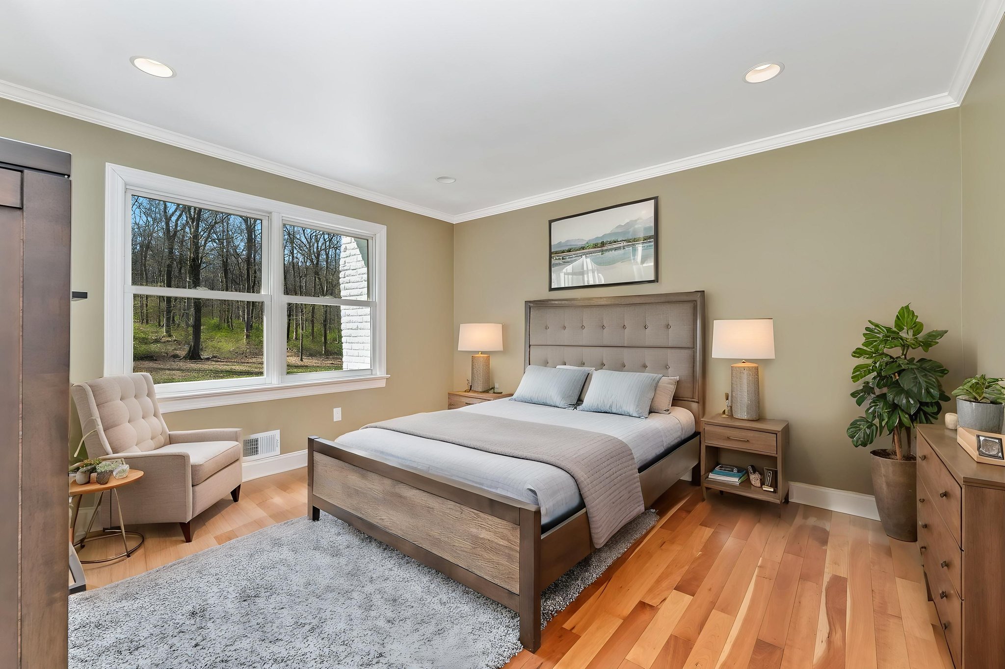 DSC09756 virtually staged.jpeg