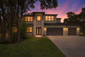  Photo 0