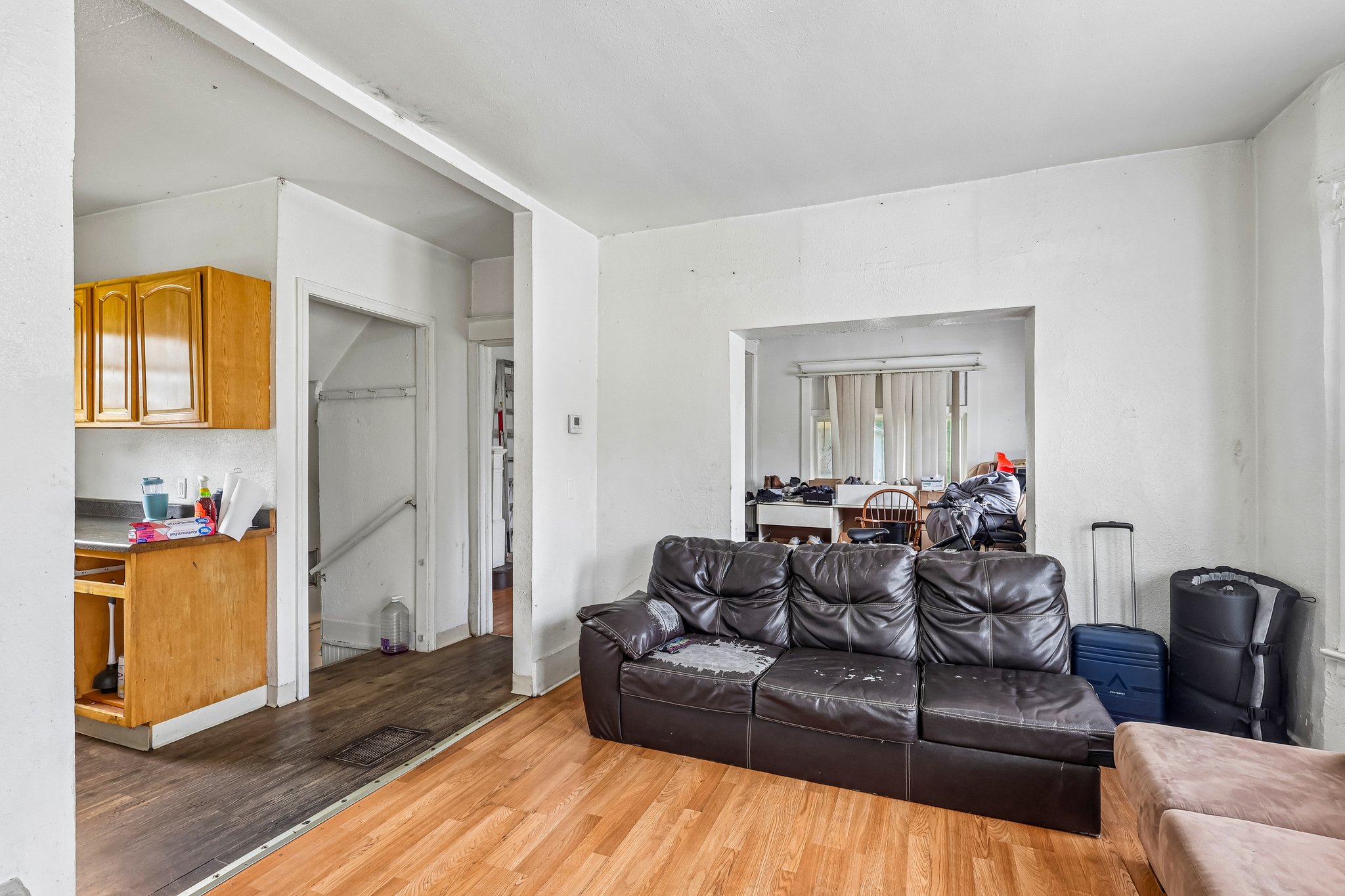 Broadway Ave-S2807-007.jpg